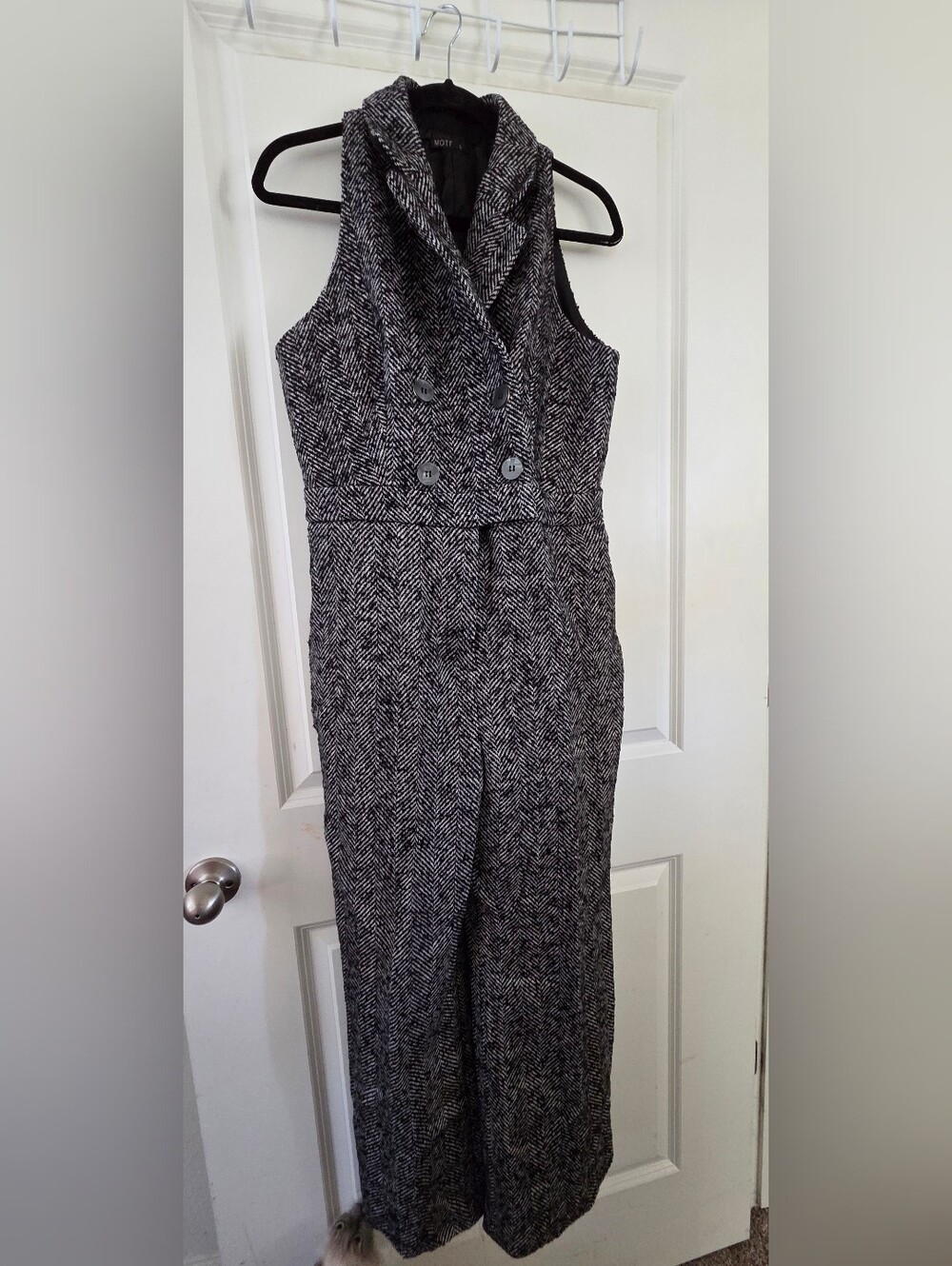 MOTF Sleeveless Herringbone Jumpsuit in Black & White
